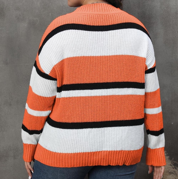 Bold Lines V-Neck Sweater - Pumpkin - Picture 3 of 4